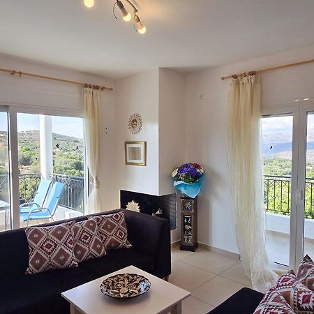 Lakithra Apartments エクステリア 写真