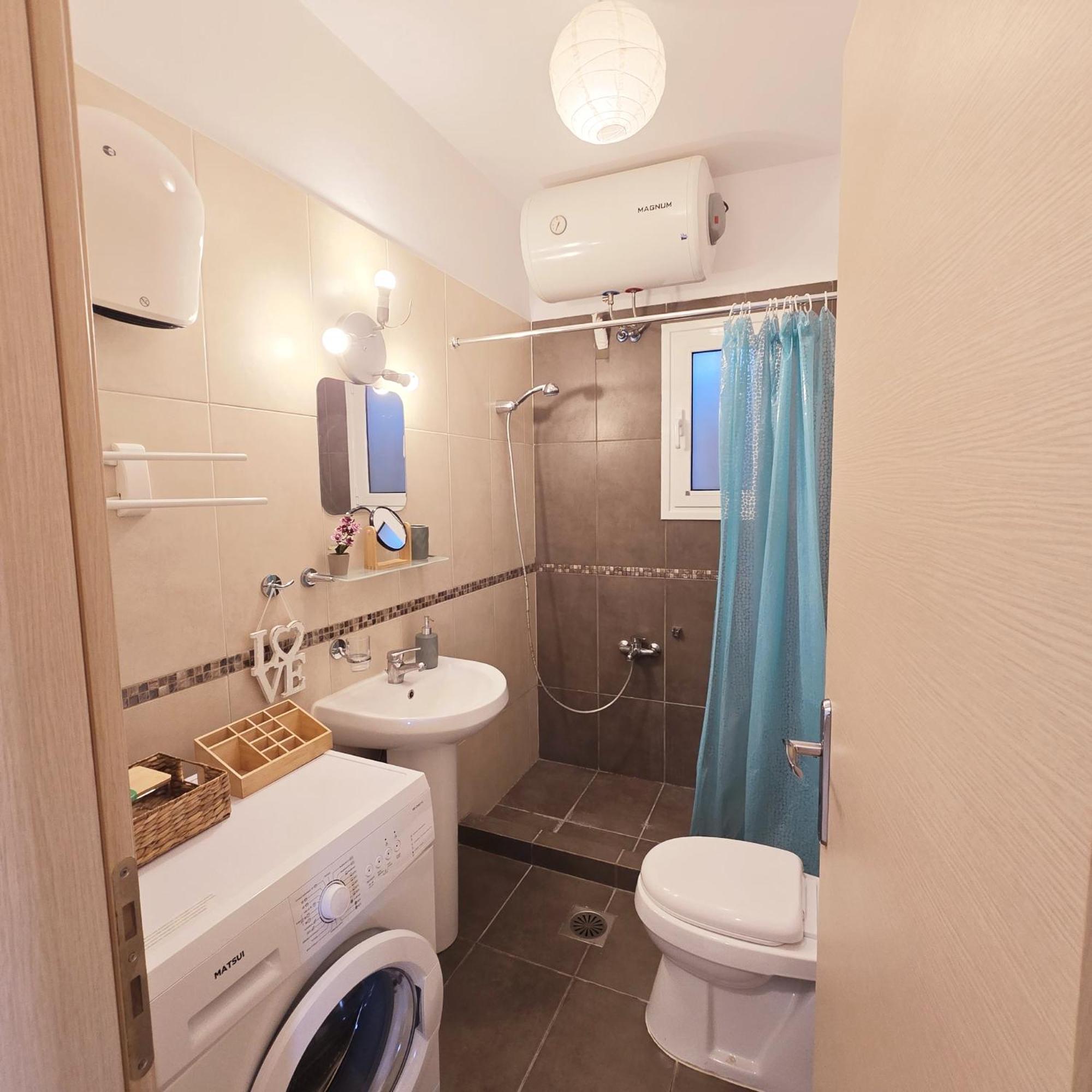 Lakithra Apartments エクステリア 写真