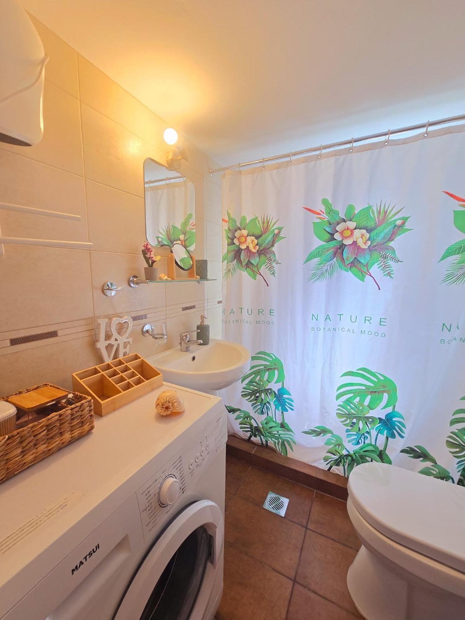 Lakithra Apartments エクステリア 写真